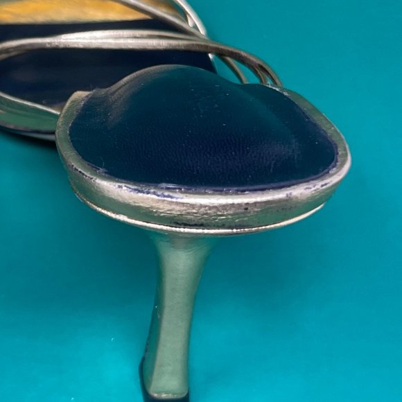 Tony Bianco | Foxie Mule - Picture 3 of 6